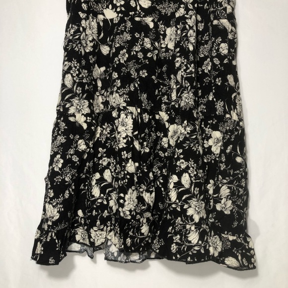 MISS DAISY SMALL FLORAL MINI DRESS IN BLACK & WHITE SIZE SMALL - Picture 4 of 4